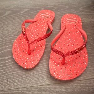 Havaianas Glittery Red Star Flip Flops